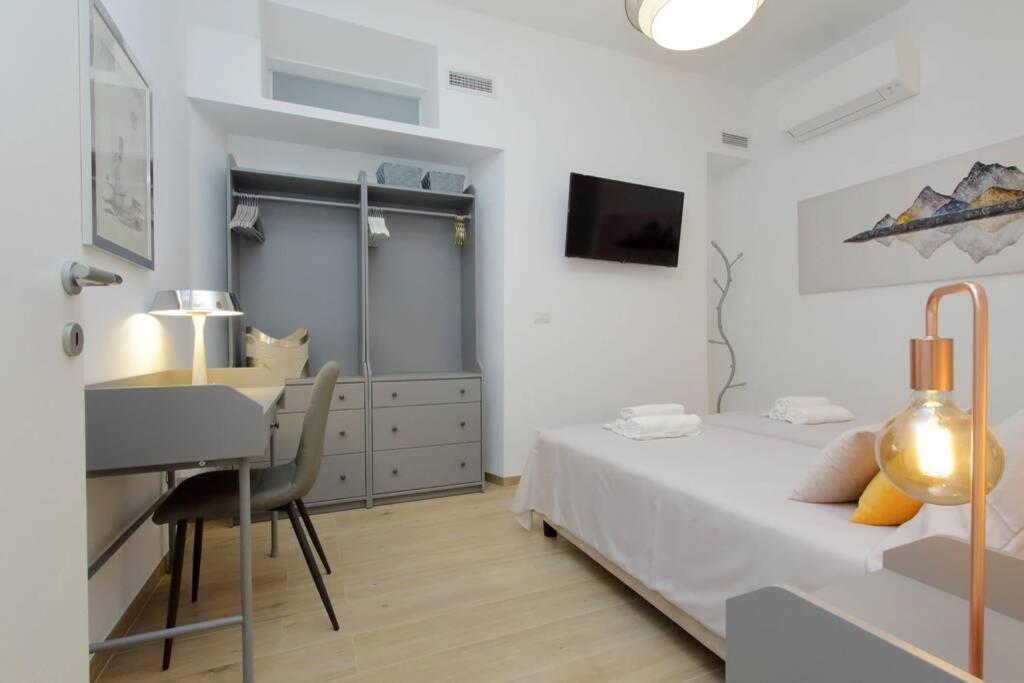 Aventino Contemporary Apartment Rome Exterior photo